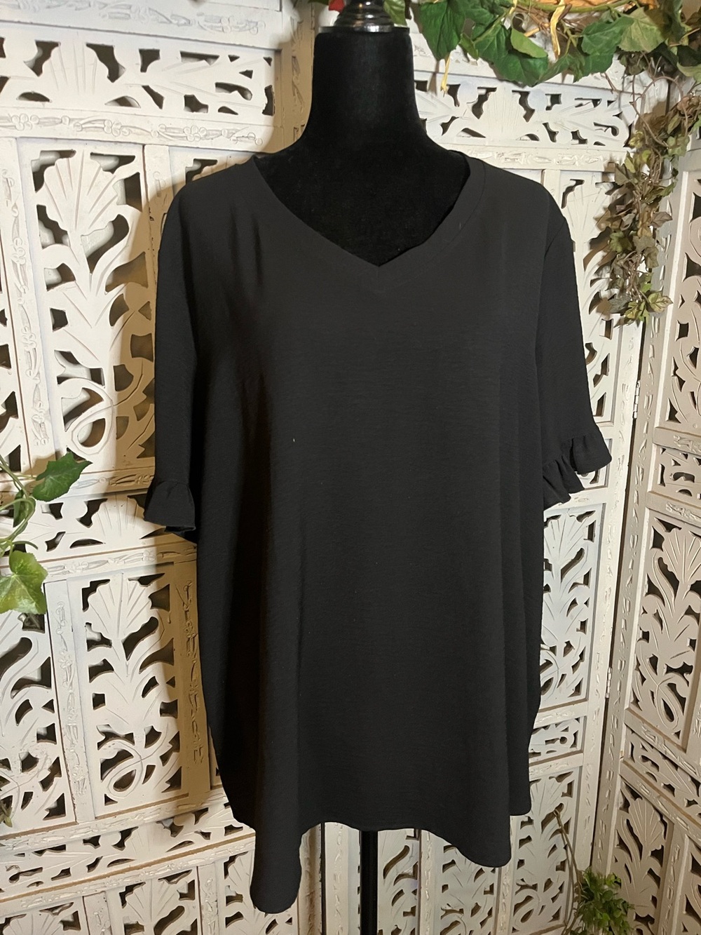 YSYOKOW BEAUTIFUL BLACK SHORT RUFFLE SLEEVES STRETCHY TUNIC TOP